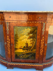 Credenza antica francese con intarsi finemente lavorati